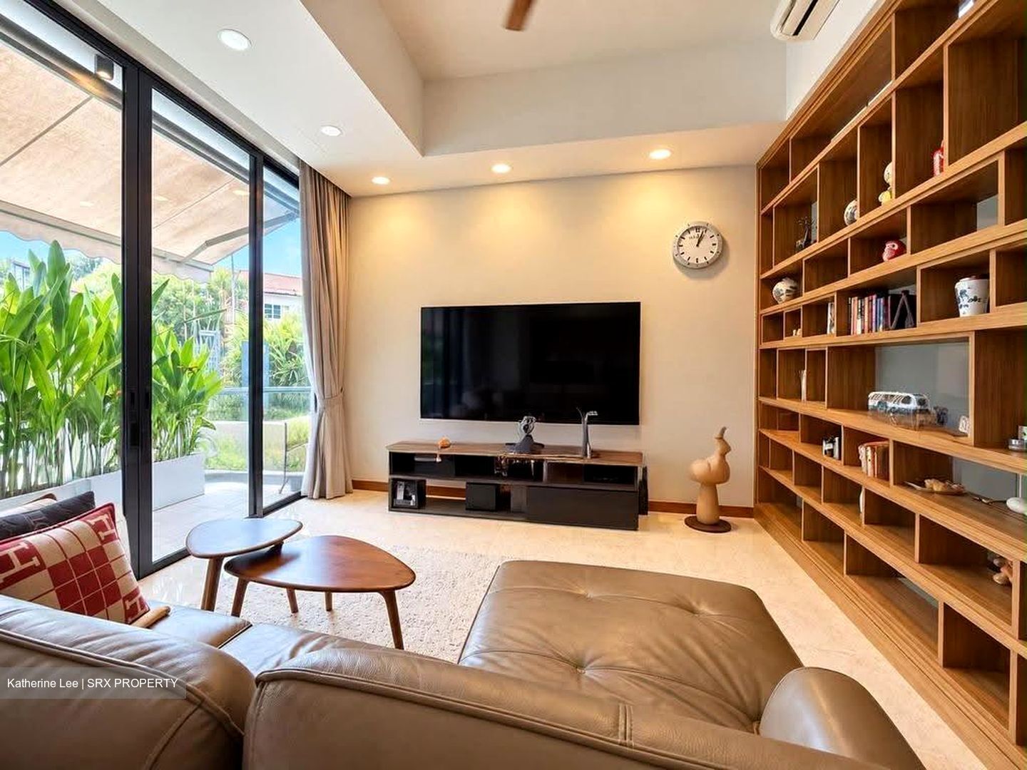 Alana (D28), Terrace #624566141